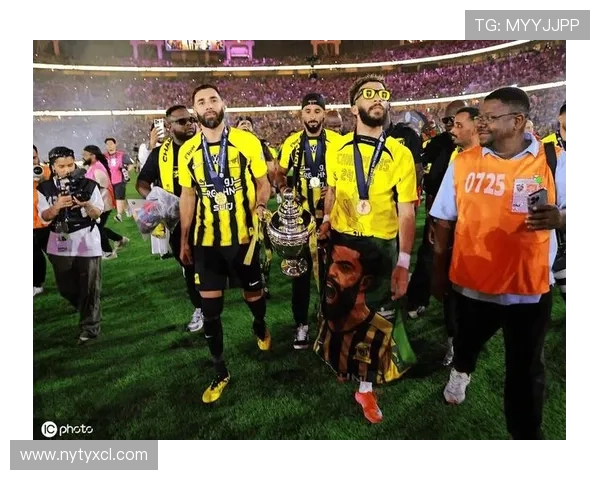 吉达联合争冠能力面临检验，本赛季表现波动对竞争格局产生影响